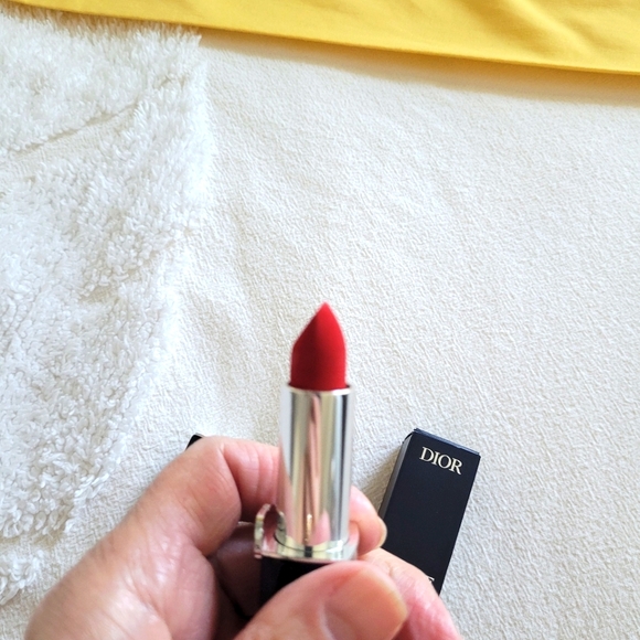 Dior Velvet Red Lipstick Vibrant Classic Shade 999 New Never Used - Picture 6 of 7